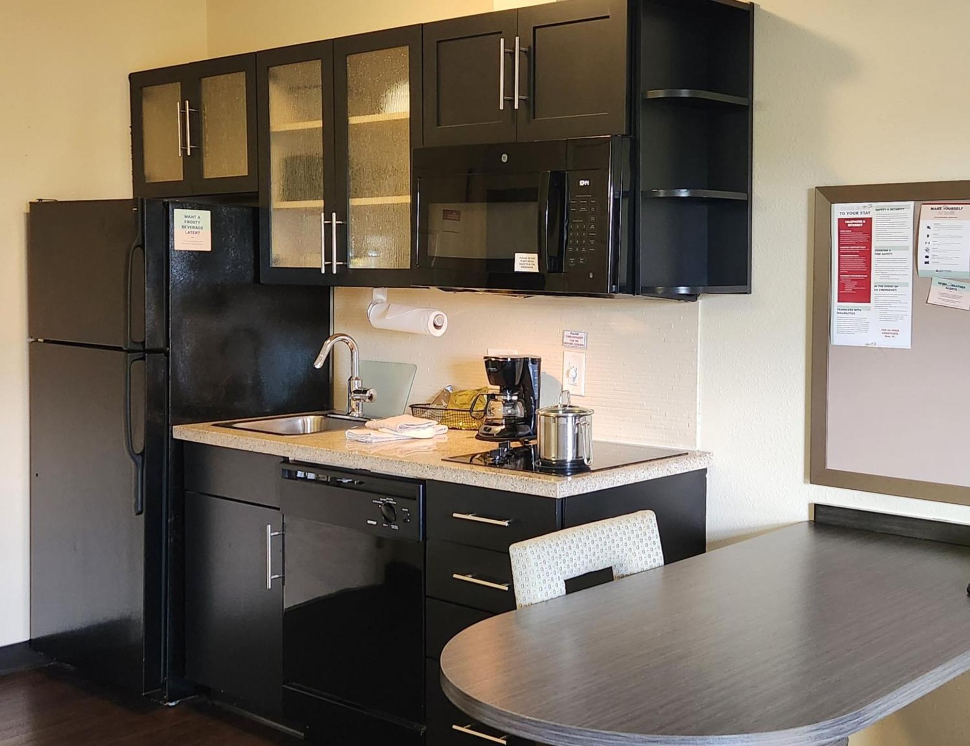 Candlewood Suites Greenville Nc By Ihg Exterior photo